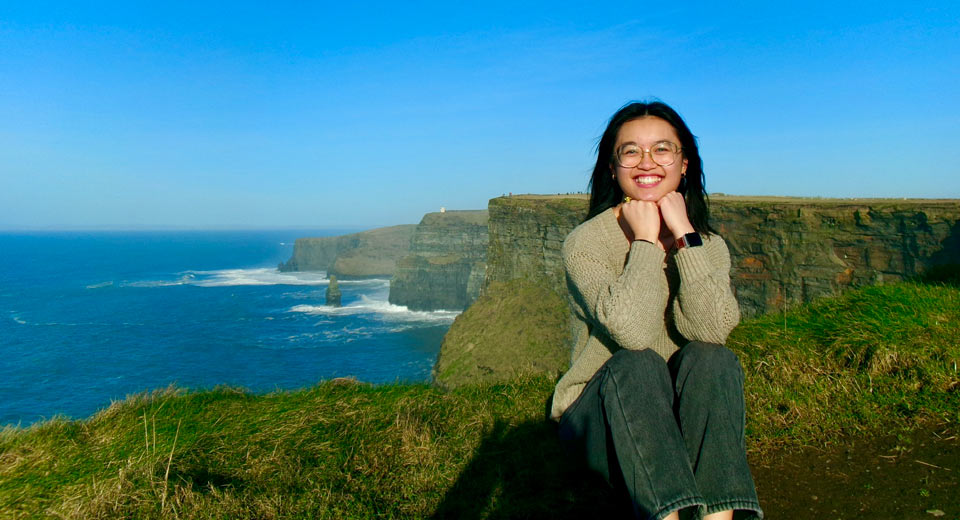 Jasmine Woo, Materials Engineering Major, University of Illinois Urbana-Champaign Spring 2025